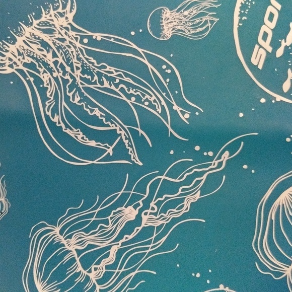 Jellyfish swim cap - Picture 2 of 4